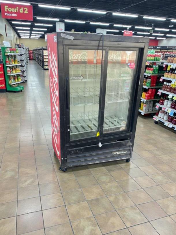 True GDM-33SSL Glass Door Merchandiser Refrigerator, Coca-Cola branding, immaculate condition, 115V, fully tested.