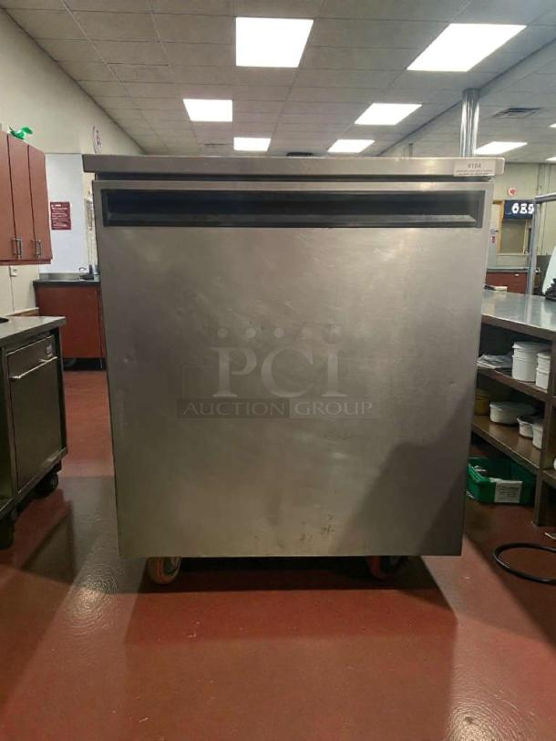 Immaculate Delfield undercounter commercial refrigerator, 115V, single phase. Stainless steel exterior, fully tested and working. Model DEL-L-REF-0092.