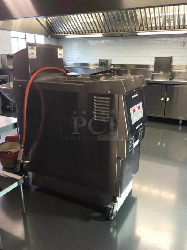 Henny Penny Computron® 1000 gas pressure fryer, premium condition, UL & NSF listed, fully tested, Eaton, Ohio.