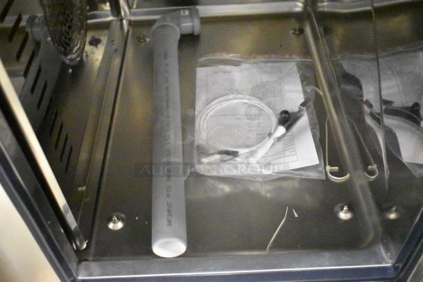 Bakers Pride AEHE061R commercial electric combi convection oven, stainless steel, 208V, 3-phase, scratch and dent condition.