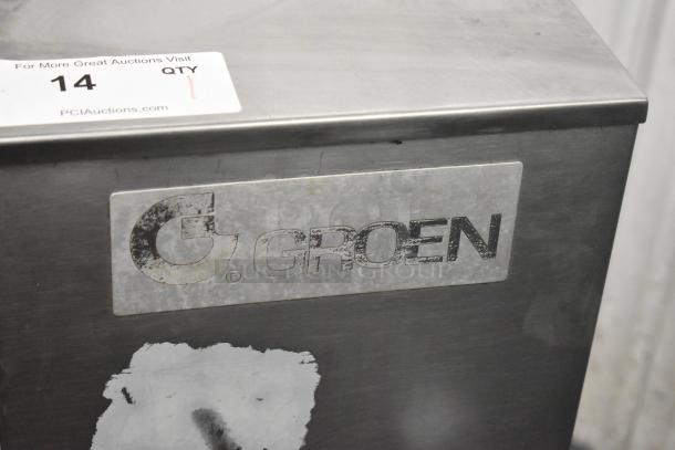 Groen DEE/4-40 stainless steel commercial floor style 40-gallon tilting steam kettle, manual tilt. 480 volts, 3 phase.