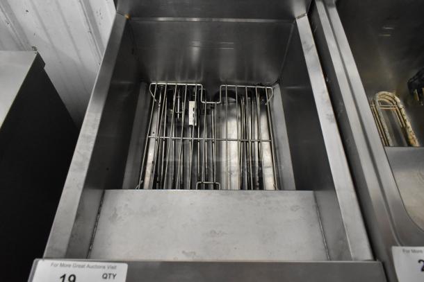 2023 Frymaster Dean SR114ESD stainless steel electric fryer, floor style, 208V, 3 phase, commercial use, excellent condition.