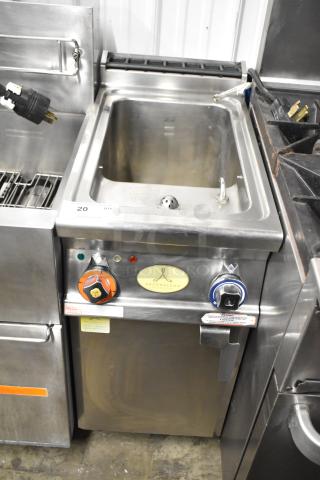 2022 Arcobaleno APCE28 stainless steel pasta cooker, electric, floor style, 230V, 3 phase, excellent condition.