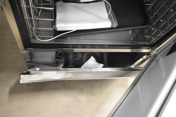 Brand new Piper RCM054S stainless steel undercounter blast chiller, scratch and dent. Includes shelving and accessories. 208-230V, 1 phase.