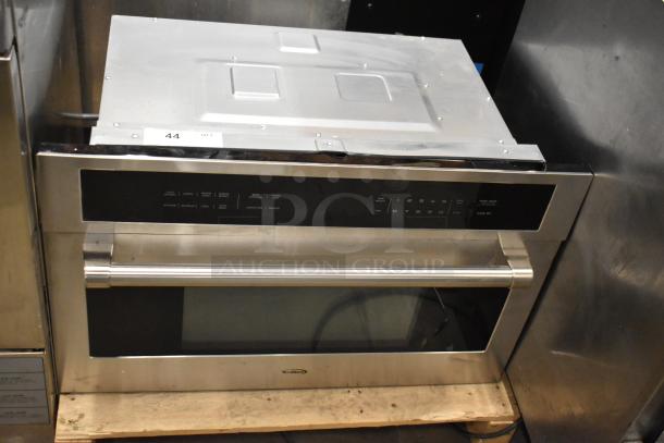 KoolMore KM-CWO30-SS Microwave; stainless steel, built-in, convection, air fryer, 1.6 cu. ft., scratch and dent condition.