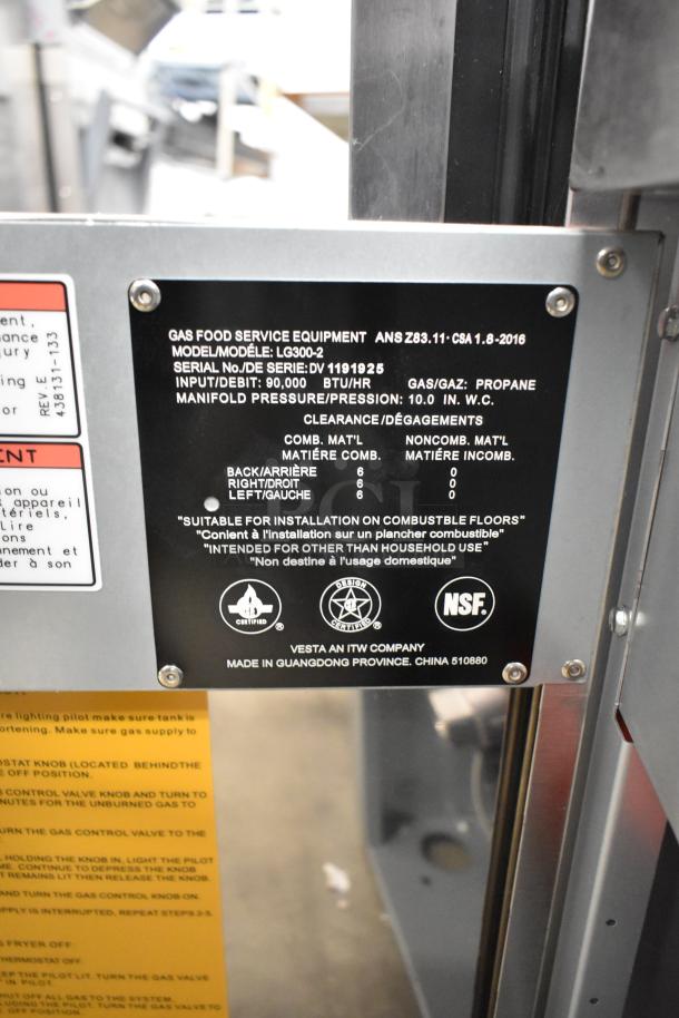 BRAND NEW Vulcan LG300-2 stainless steel commercial propane deep fat fryer, 90,000 BTU, 2 fry baskets, scratch and dent.