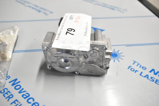 5 new items including HP4530799 Garland valve; visible "79" tag indicating lot number.