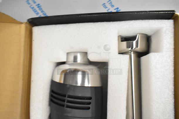 Brand new AvaMix 928IBHD21 21" immersion blender in box, 1 1/4 hp, variable speed, minor cosmetic blemishes, 120V.