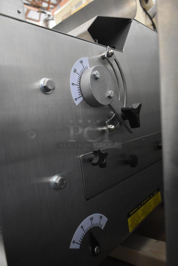 Brand new Somerset CDR-250 stainless steel dough moulder, scratch and dent, for 6-20" loaves. 115 volts, 1 phase.