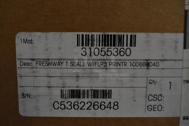 Box label for Freshway T Scale with FLP3 printer, Serial No. C536226648, indicating new condition in original packaging.