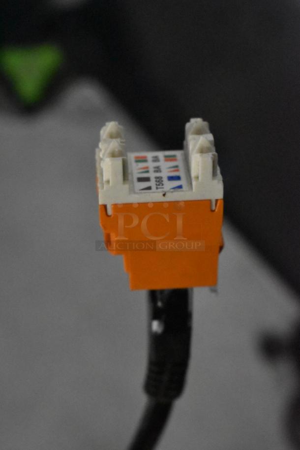 Orange and white connector with visible wiring color labels, possibly part of the Mettler Toledo FreshWay scale.