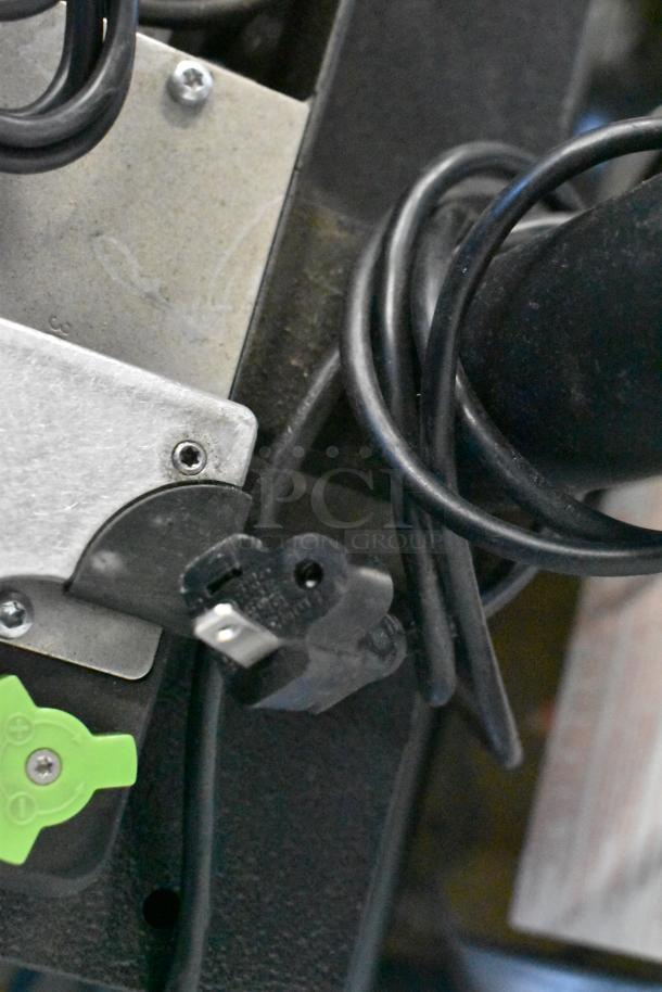 Mettler Toledo FreshWay Metal Floor Style Scale, showing wiring and connectors. Suitable for 100-240V, 1 Phase power.