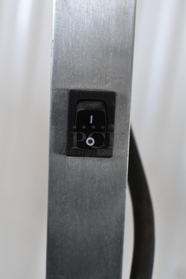 Avantco W62 countertop warming lamp switch, stainless steel, 120V, 1 Phase, clean condition.