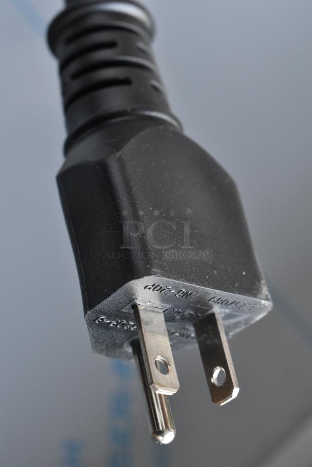 Power plug for Noble 495HTGW22 Stainless Steel Dishwasher, 208-240 Volts, 1 Phase, brand new with minor scratches.