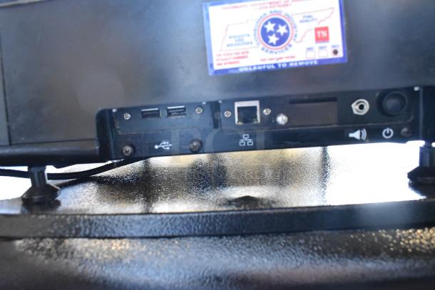 2017 Hobart HTi-7LH26 commercial food portioning scale, tested and working. Connections and partial power rating label visible.