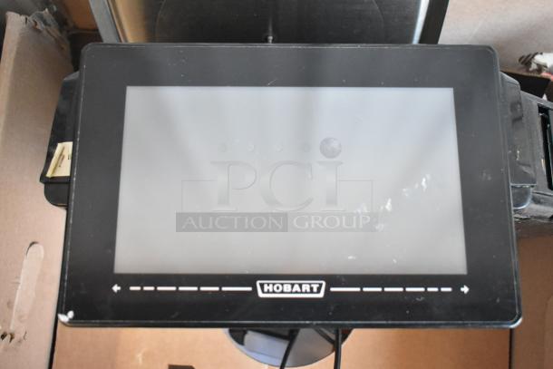 2017 Hobart HTi-7LH26 metal countertop food portioning scale with digital display, model HTi-7LH26, tested and working.