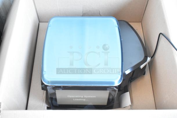 Hobart HTi-7LH4W metal commercial countertop food portioning scale, tested and working, in box. Display reads "Operating System Loading."