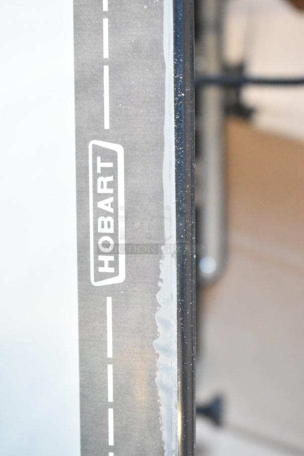 Hobart HTi-7LH4W commercial scale, logo detail, tested and working condition, 120/208-240V, 1 Phase.