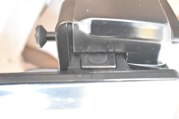 Hobart HTi-7LH4W commercial food portioning scale, black finish, tested and working condition, suitable for 120/208-240V, 1 phase.