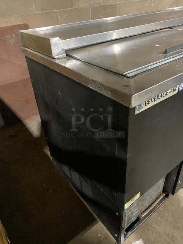 Beverage-Air DW79B black deep well bottle cooler with stainless steel worktop and sliding lid, used condition, Model DW79-B, SN 9805862.