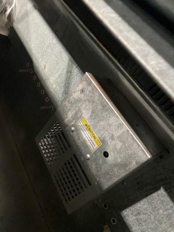 Beverage-Air DW79-B deep well bottle cooler, black with stainless steel worktop and sliding lid, 115V, SN: 9805862.