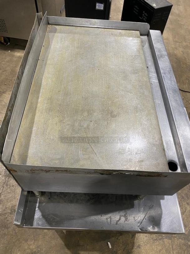 Rankin-Delux GT36C stainless steel 36" natural gas griddle, thermostatic control, backsplash, single undershelf, on legs.