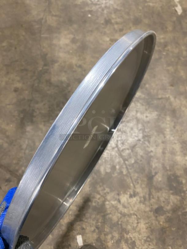 American Metalcraft 20" round pizza pan, Model HA4020, heavy-duty aluminum, 1" deep, straight-sided, new condition.