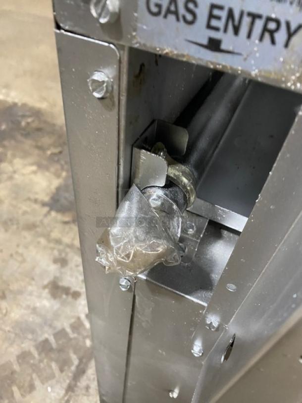 CPG Commercial Stainless Steel Range/Oven, Model 351S36N, Natural Gas, 36" 6-Burner, Wired Rack, New Condition, Gas Entry Label.