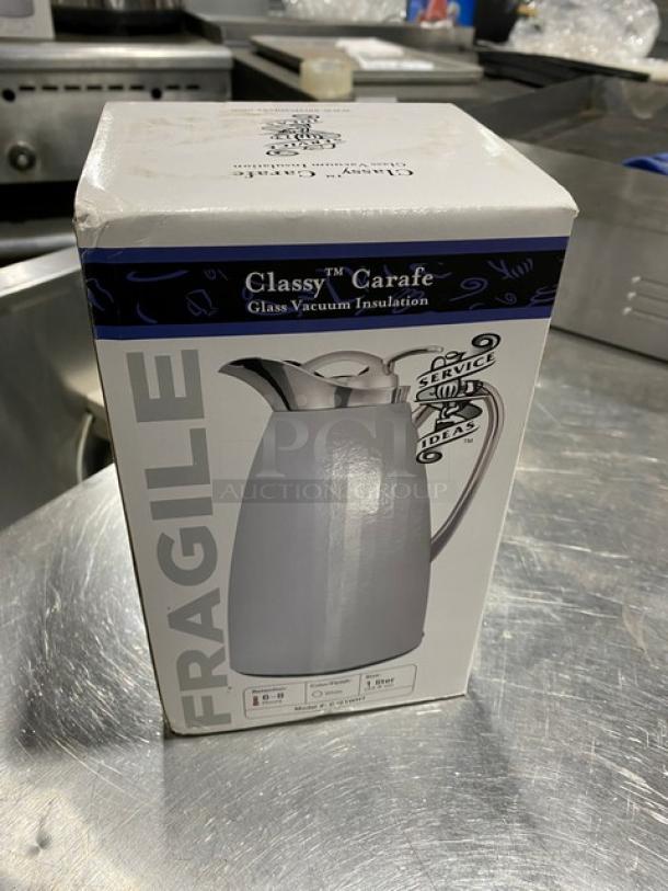 Service Ideas Marquette Series 1-Liter Insulated Coffee Carafe, new in box. Features Classy Carafe glass vacuum insulation.