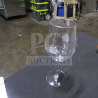 Unbreakable GET 15oz wine glass, model SW-1446, in new condition, featuring a sleek design.