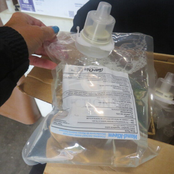 NEW Auto Chlor Foaming Hand Sanitizer Refill, sealed, clear plastic bag, labeled, 2XBID model, good condition.