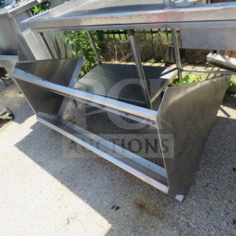 Stainless steel wall mount double shelf, 60x29x32, robust construction, used condition, ideal for kitchens or storage.