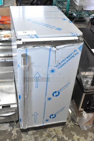 Brand new 2025 Manitowoc USE0050A-161 stainless steel ice machine, 45 lb capacity, 115V, 1 Phase. Scratch and dent.