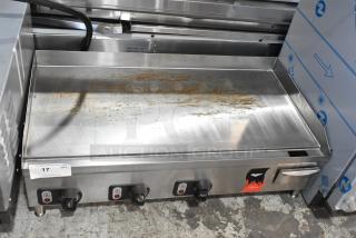 Brand new Vollrath Cayenne FTA 8036 stainless steel 36" thermostatic electric griddle, scratch, and dent condition. 220V, 1 phase.