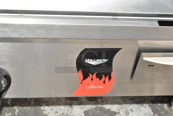 Brand new Vollrath Cayenne FTA 8036 stainless steel 36" thermostatic electric griddle. Scratch and dent, 220V, 1 phase.