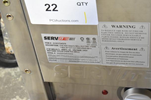 BRAND NEW 2025 ServIt 423EST5WSFB stainless steel steam table, 5 pan capacity, 240V, sealed well, enclosed base.