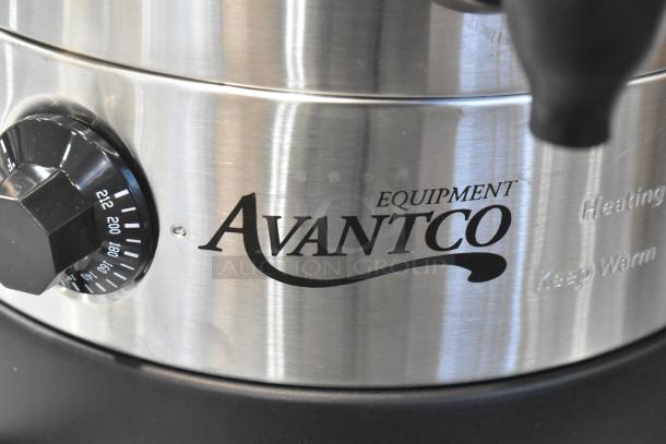 Brand new Avantco 177WB19L 5 Gallon Water Boiler, scratch and dent condition, 120 Volts, 1 Phase, visible control dial.