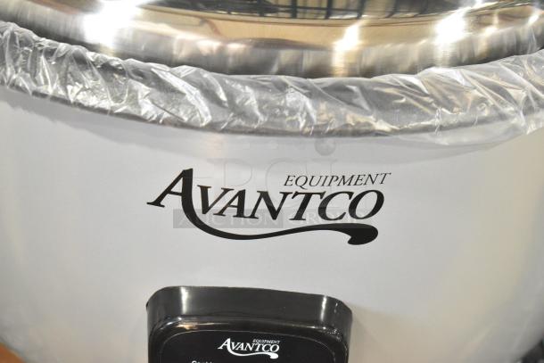 Avantco 177RCB60 60-cup electric rice cooker, brand new, with minor cosmetic scratches, removable lid, 120V.