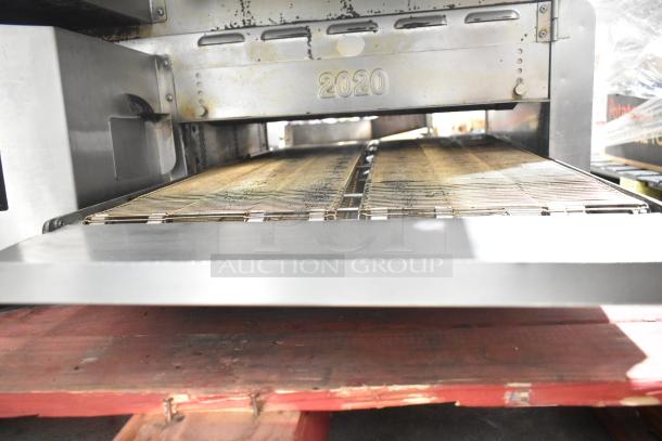 Turbochef HhC2020 stainless steel rapid cook conveyor oven, 2017 model, 208/240V, 3-phase, good condition.