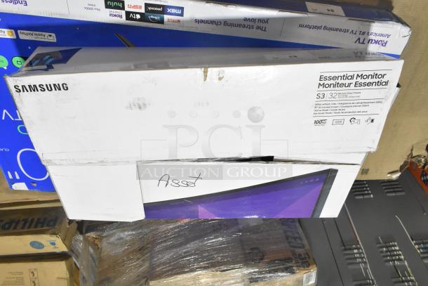 Emerson Essential Monitor in original box, S3 32" model. Box shows minor wear, features 100Hz refresh, eye saver mode. Buyer pickup only.