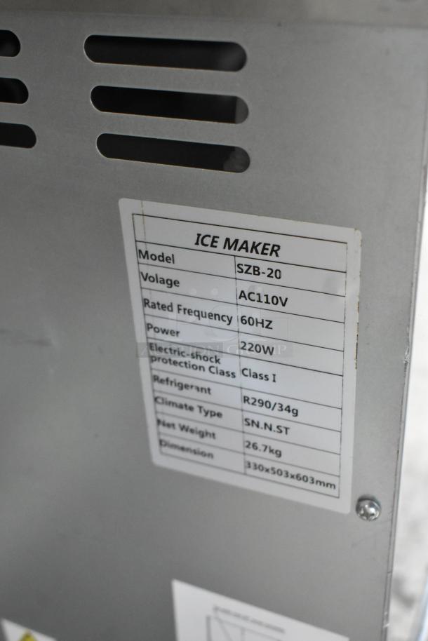 Vevor SZB-20 stainless steel flake ice maker, AC 110V, 60Hz, 220W, R290 refrigerant, commercial grade, durable condition.