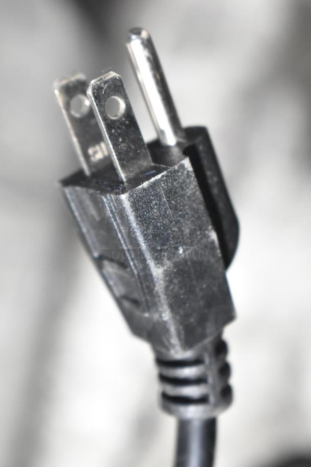 Power plug for Galaxy 177CF16HC Metal Chest Freezer with 115 Volts, 1 Phase.