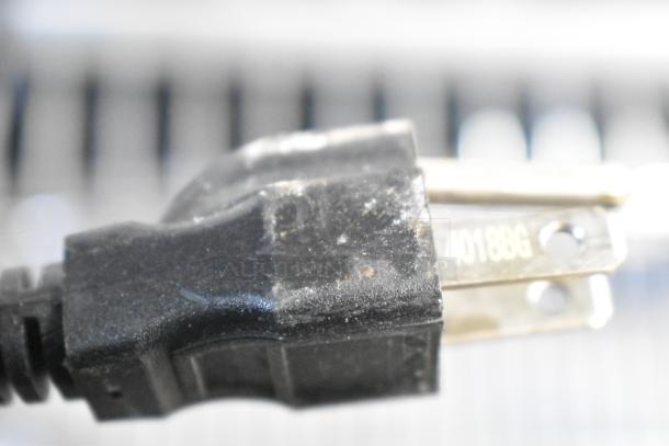 Cuisinart CB-30 single burner plug detail, black with visible markings. 120 Volts, single phase. Used condition.