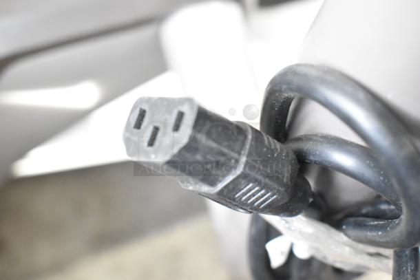 Precor floor style elliptical power cord, showing 120 volts and 1 phase compatibility.