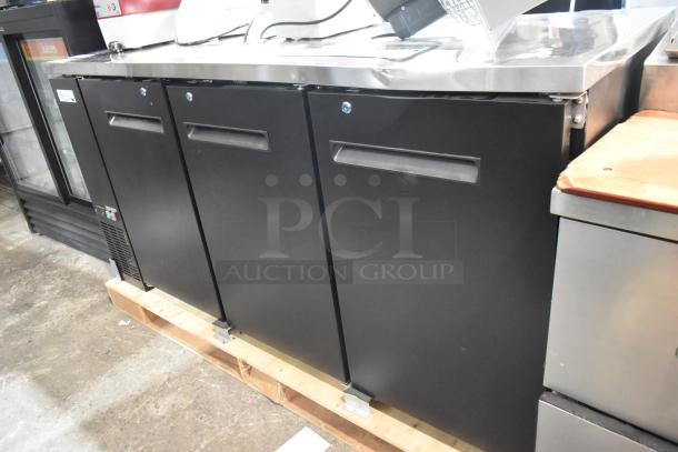 Brand new Avantco 178UDD72HC metal commercial kegerator, black, double tap, 3 half keg capacity, 115V, minor scratches.