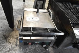 Waring WPG150 Stainless Steel Panini Press, 120V, 1 Phase, commercial use. Includes branding and knobs.