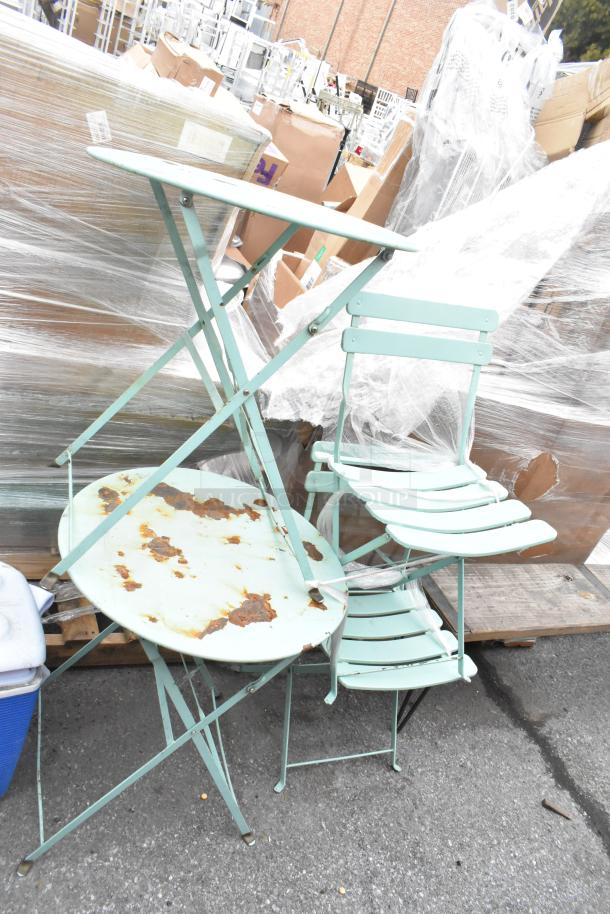 6 metal furniture items: 2 folding chairs, 2 folding tables with rust. Includes wooden benches. Multiples of 6.
