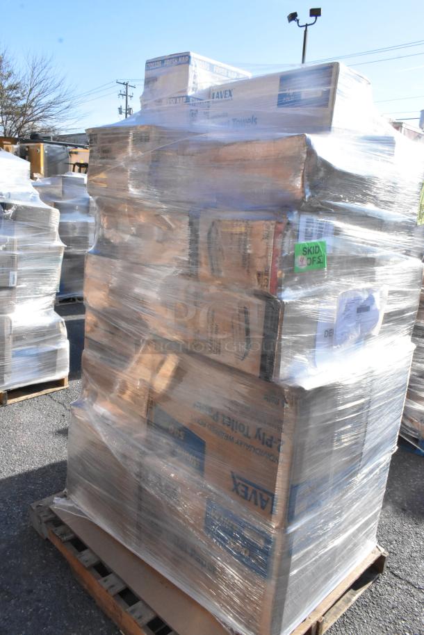 Pallet with 26 brand new scratch and dent items, including hand wipes and containers, wrapped in plastic. Labels indicate "Skid 4 of 5".