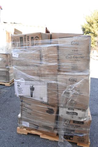 Pallet of 33 new scratch and dent items, including cutlery packs, lids, salad bowls; visible brand labels indicate Choce and Pactiv.