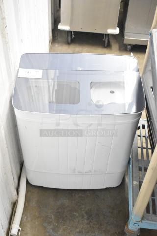 H01GN001 Portable Washing Machine, 110 Volts, 1 Phase. Visible top lid and washing compartment. Used condition.
